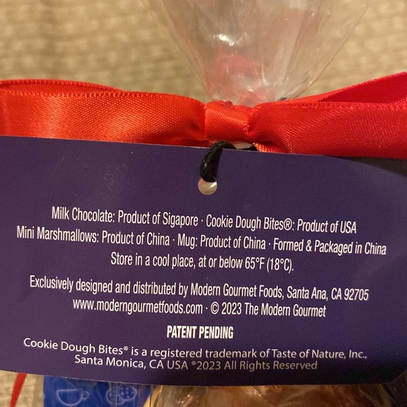 🍪 NWT Cookie Dough Cocoa Bomb & Mug Set - Picture 11 of 11